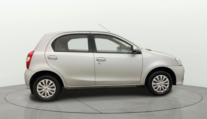 2017 Toyota Etios Liva V, Petrol, Manual, 55,771 km, Right Side View