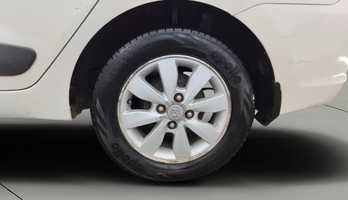 2016 Hyundai Xcent SX 1.2, Petrol, Manual, 73,997 km, Left Rear Wheel