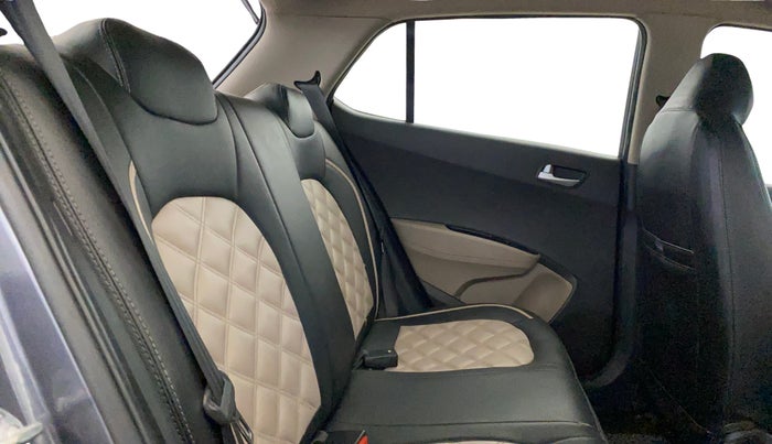 2015 Hyundai Grand i10 SPORTZ 1.2 KAPPA VTVT, Petrol, Manual, 70,966 km, Right Side Rear Door Cabin