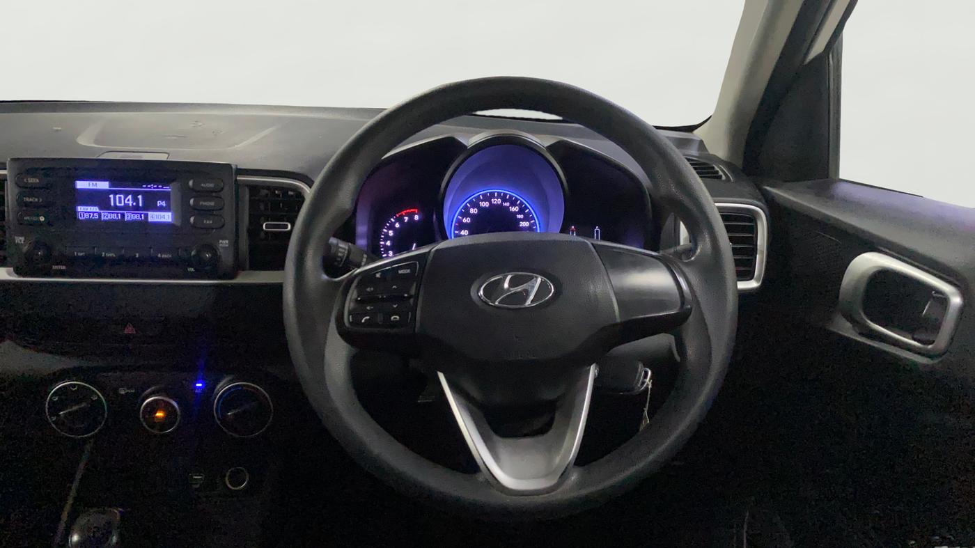 2019 Hyundai VENUE S 1.2, Petrol, Manual, 51,053 km, Steering Wheel Close Up