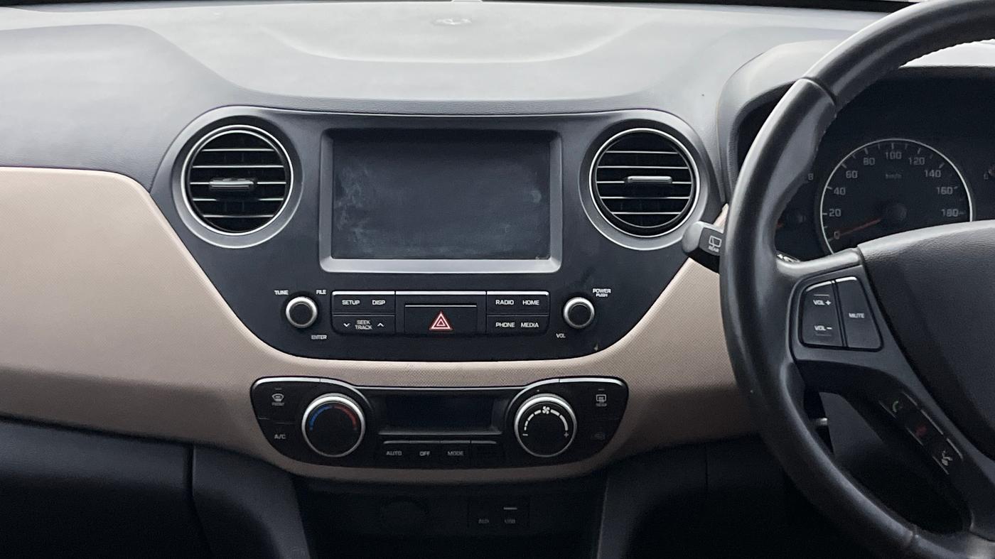 2017 Hyundai Grand i10 ASTA 1.2 KAPPA VTVT, Petrol, Manual, 52,818 km, Air Conditioner