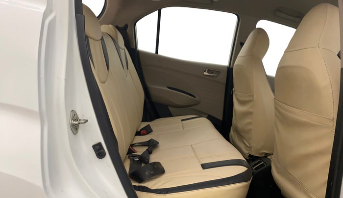 2019 Hyundai NEW SANTRO SPORTZ CNG, CNG, Manual, 22,989 km, Right Side Rear Door Cabin