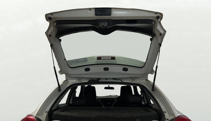 2016 Maruti Baleno DELTA PETROL 1.2, Petrol, Manual, 73,601 km, Boot Door Open