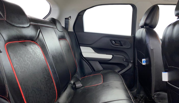 2022 Tata PUNCH PURE MT, Petrol, Manual, 42,135 km, Right Side Rear Door Cabin