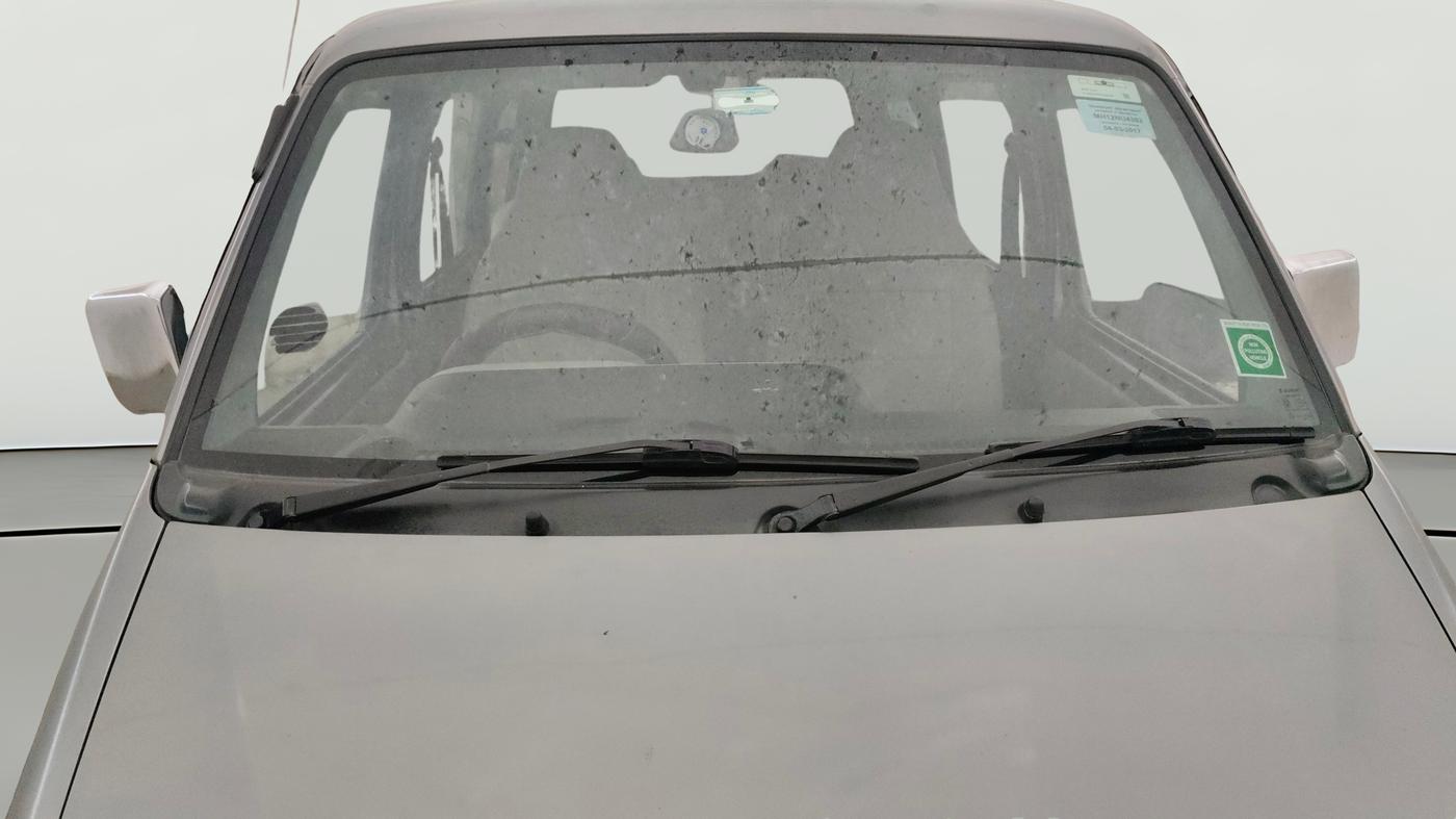2017 Maruti Eeco 7 STR, Petrol, Manual, 32,097 km, Front Windshield