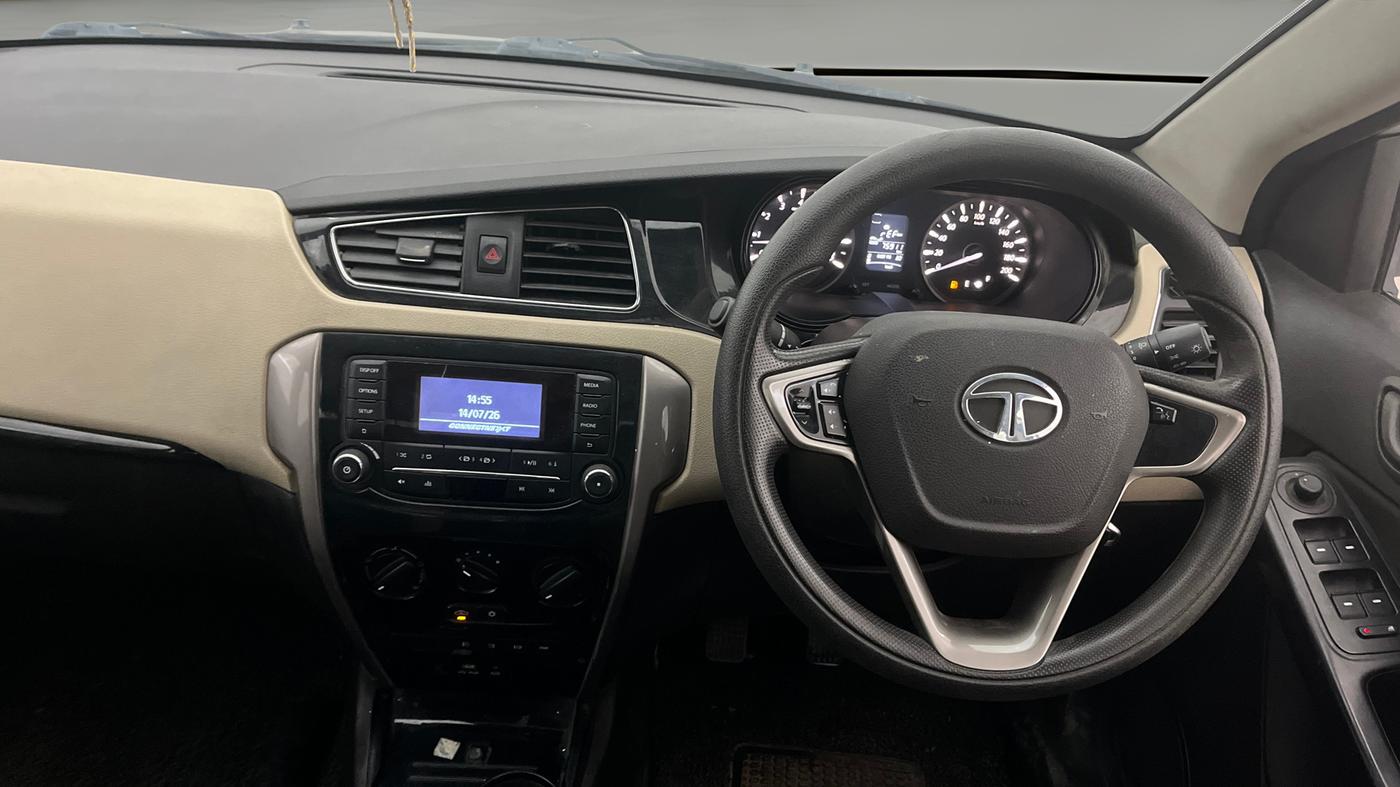 2015 Tata Zest XMS PETROL, Petrol, Manual, 75,897 km, Steering Wheel Close Up