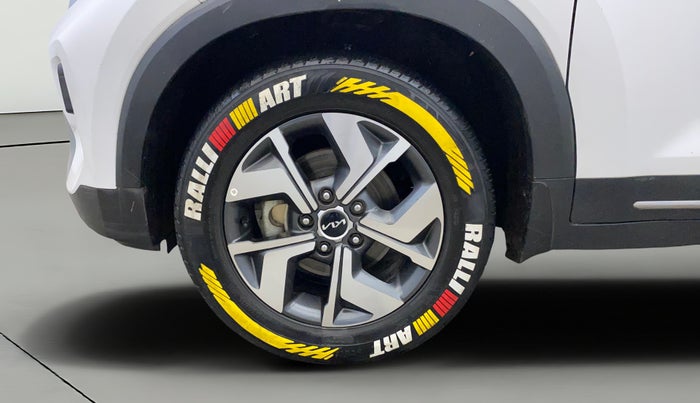 2023 KIA SONET HTX 1.5 AT, Diesel, Automatic, 51,848 km, Left Front Wheel