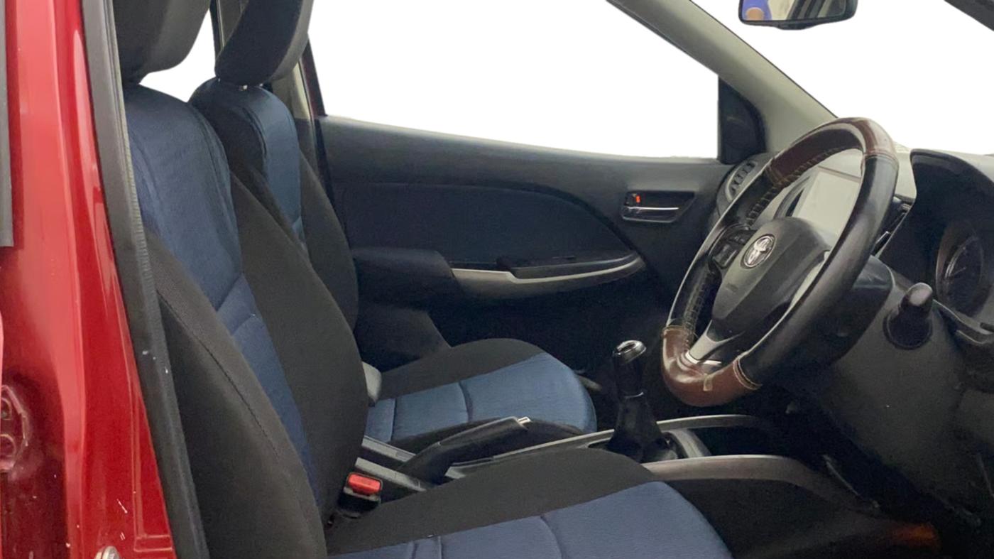 2019 Toyota Glanza G ISG, Petrol, Manual, 85,211 km, Right Side Front Door Cabin
