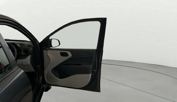 2021 Hyundai AURA S 1.2 AMT, Petrol, Automatic, 37,990 km, RHS Front Door