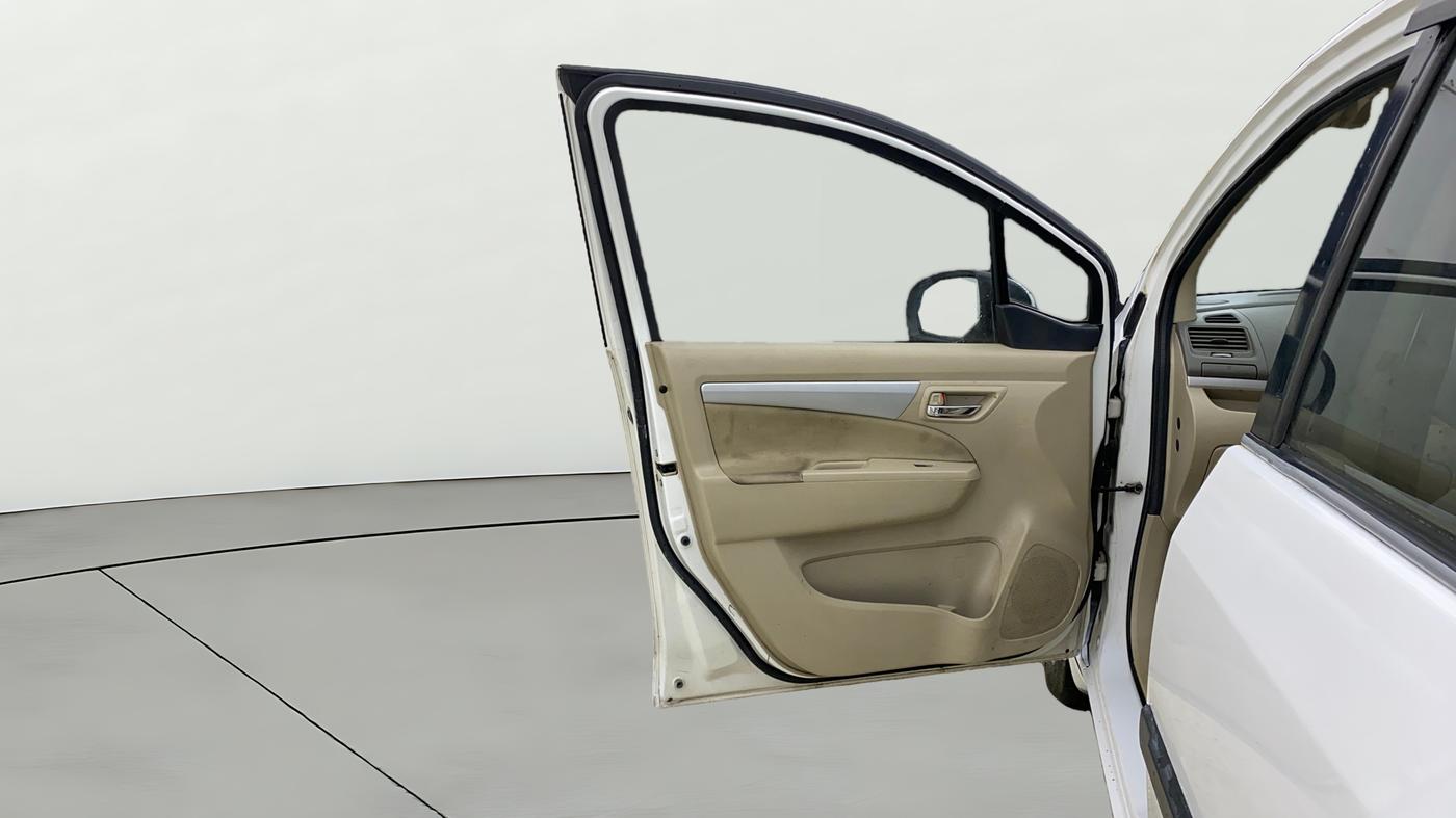 2016 Maruti Ertiga VXI, CNG, Manual, 44,162 km, LHS Front Door