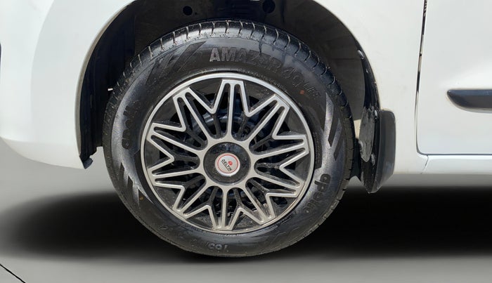 2017 Maruti Wagon R 1.0 VXI, Petrol, Manual, 27,223 km, Left Front Wheel