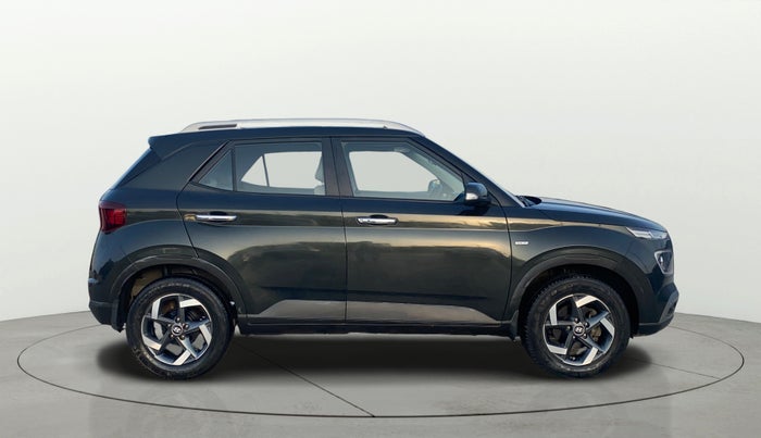 2021 Hyundai VENUE SX PLUS 1.0 TURBO DCT, Petrol, Automatic, 25,775 km, Right Side View