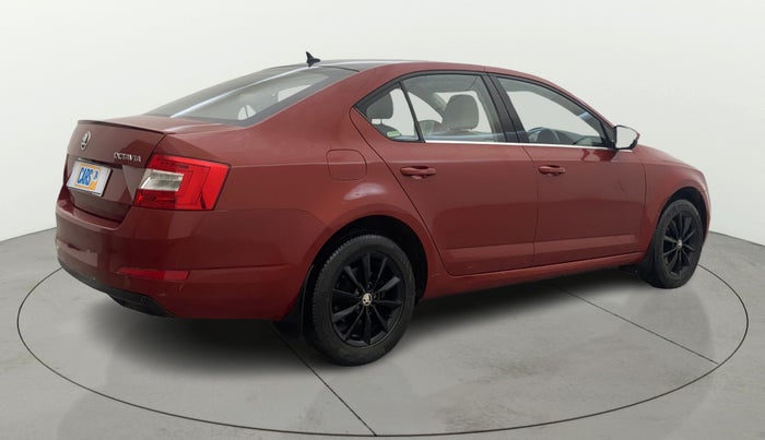 2017 Skoda Octavia STYLE PLUS AT 1.8 TSI, Petrol, Automatic, 1,14,712 km, Right Back Diagonal