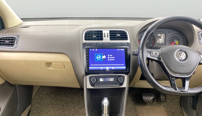 2017 Volkswagen Vento HIGHLINE PETROL AT, Petrol, Automatic, 75,987 km, Air Conditioner