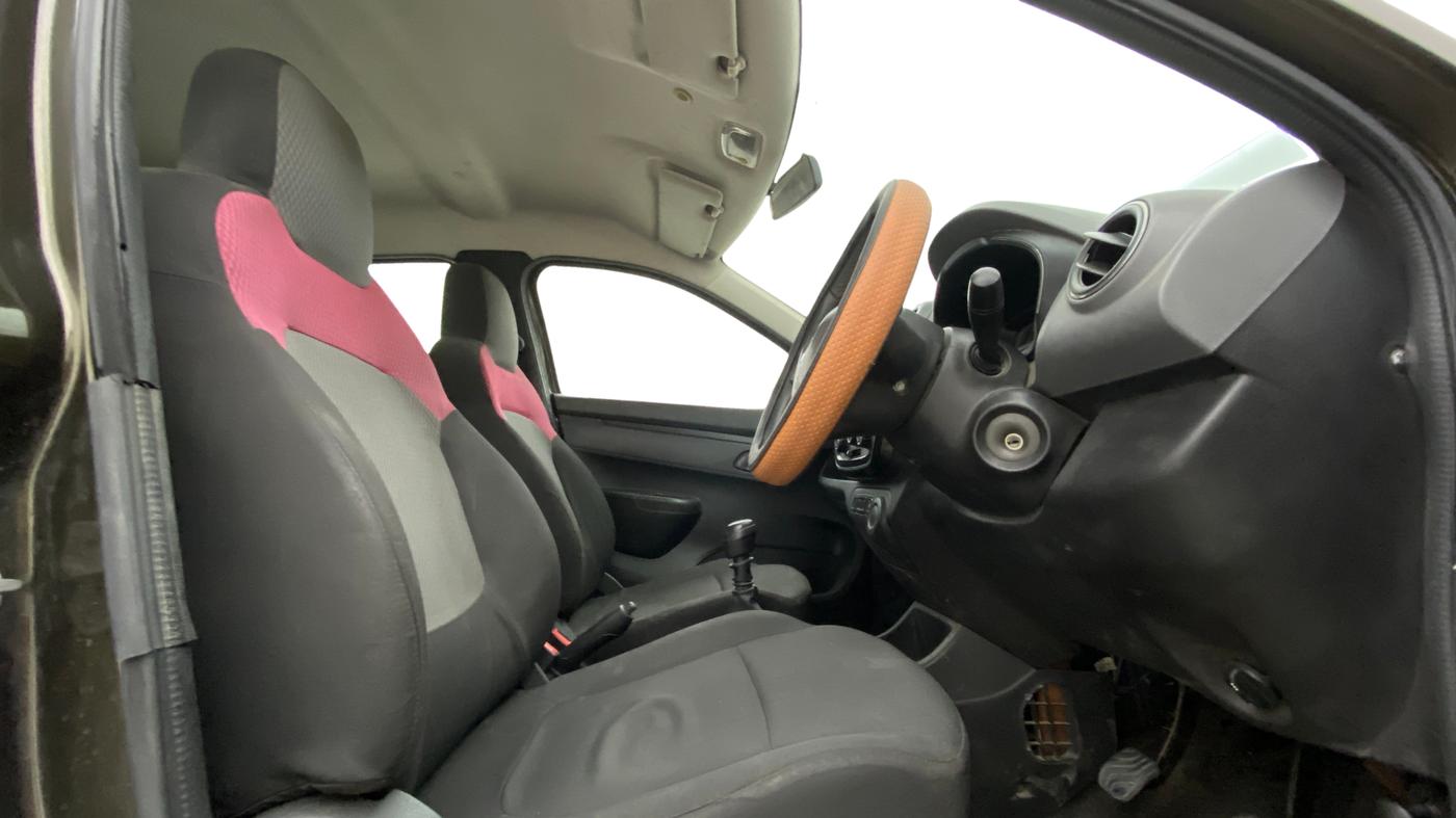 2018 Renault Kwid RXT 0.8 (O), Petrol, Manual, 64,218 km, Right Side Front Door Cabin