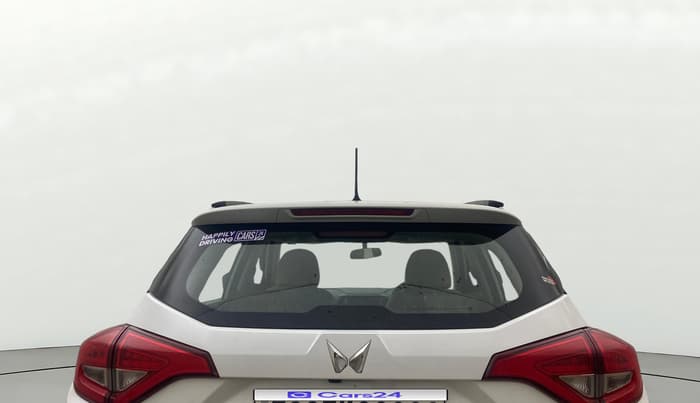 2023 Mahindra XUV300 W6 1.2 PETROL, Petrol, Manual, 28,302 km, Rear Windshield