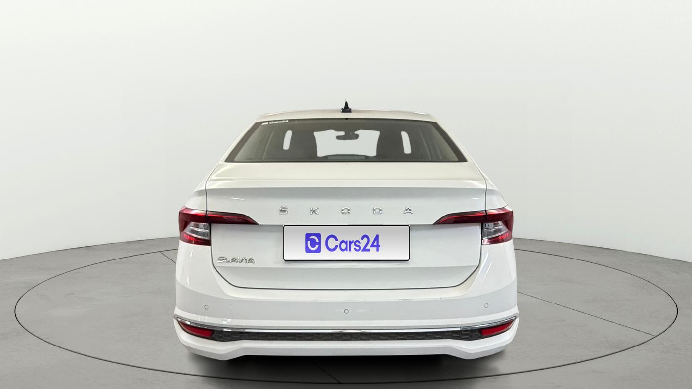 2023 Skoda SLAVIA STYLE 1.0L TSI AT, Petrol, Automatic, 17,785 km, Back/Rear