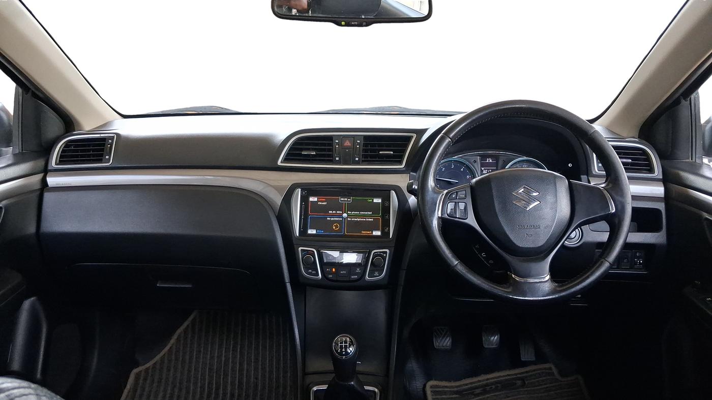 2017 Maruti Ciaz ZDI+ SHVS RS, Diesel, Manual, 93,401 km, Dashboard