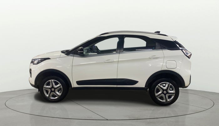 2020 Tata NEXON XZ PETROL, Petrol, Manual, 25,936 km, Left Side