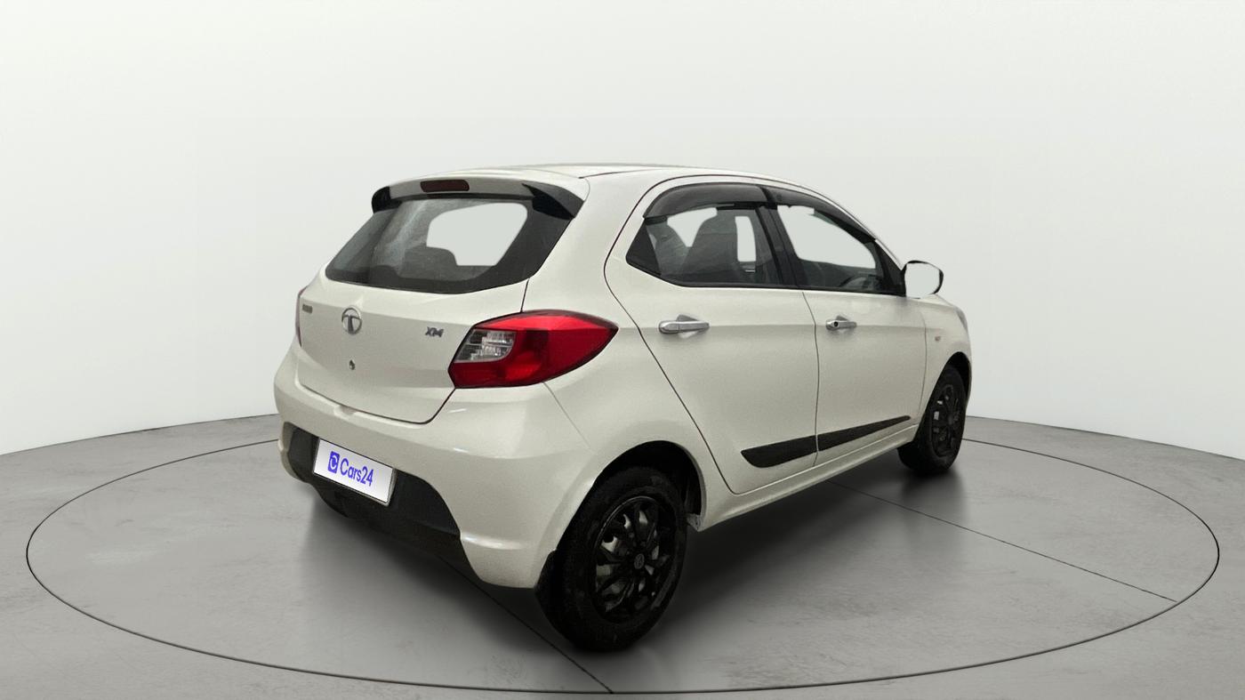 2016 Tata Tiago XM PETROL, Petrol, Manual, 36,660 km, Right Back Diagonal