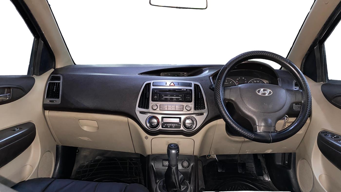 2014 Hyundai Elite i20 MAGNA 1.4 CRDI, Diesel, Manual, 88,426 km, Dashboard