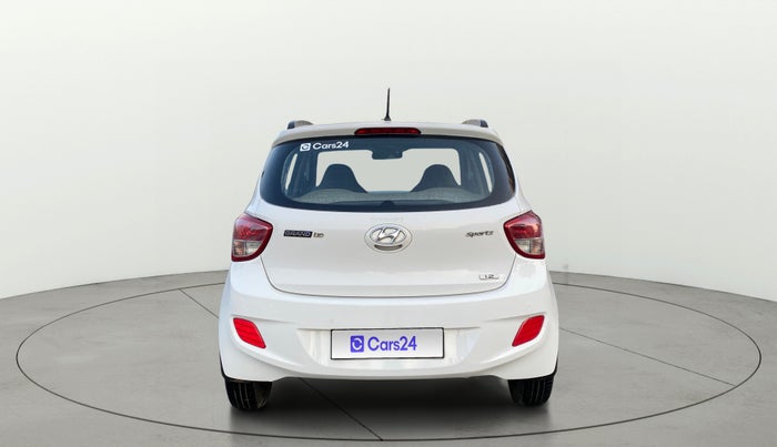 2015 Hyundai Grand i10 SPORTZ 1.2 KAPPA VTVT, Petrol, Manual, 63,232 km, Back/Rear