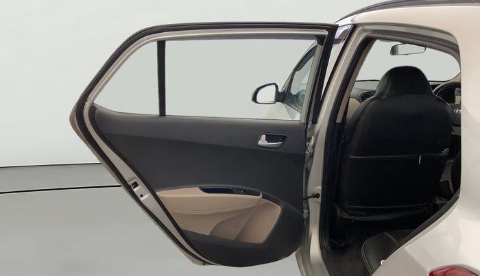 2018 Hyundai Grand i10 SPORTZ 1.2 KAPPA VTVT, CNG, Manual, 34,912 km, LHS Rear Door