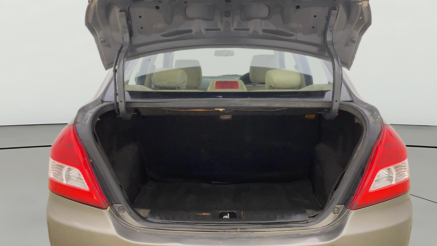 2016 Maruti Swift Dzire VXI, Petrol, Manual, 73,811 km, Boot Open Zoomed View