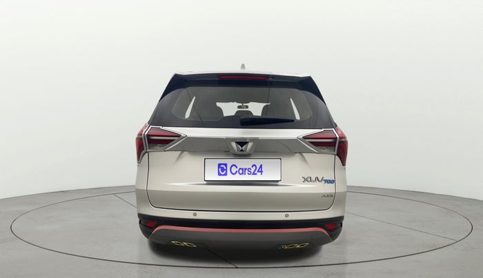 2022 Mahindra XUV700 AX 5 D MT 7 STR, Diesel, Manual, 33,379 km, Back/Rear