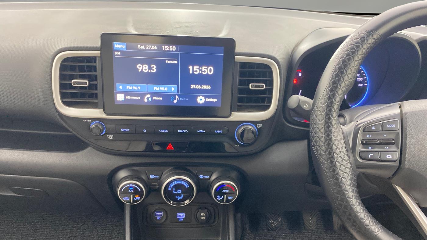 2021 Hyundai VENUE SX 1.0 TURBO, Petrol, Manual, 1,28,844 km, Air Conditioner