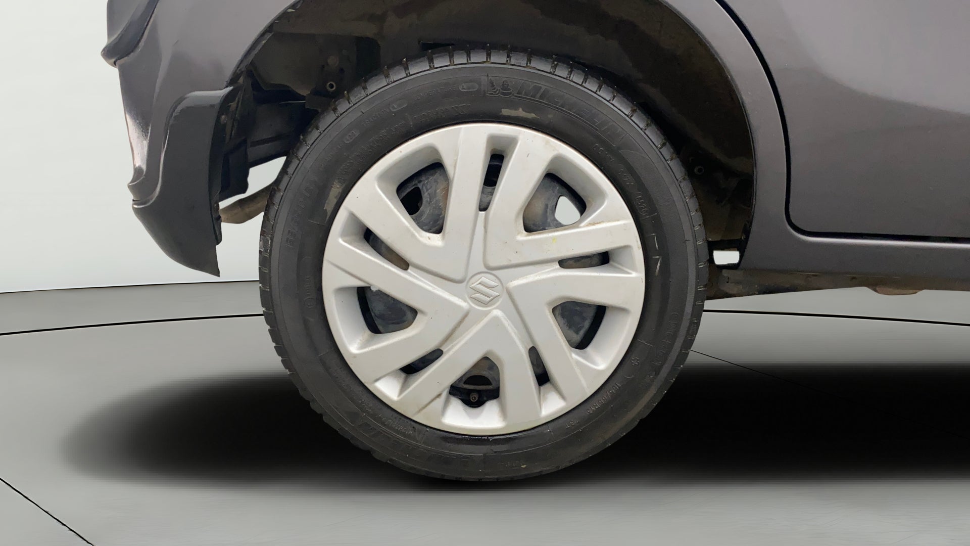 camera-Right-Rear-Wheel