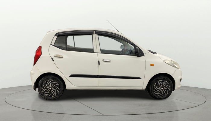 2015 Hyundai i10 MAGNA 1.1, CNG, Manual, 54,843 km, Right Side View