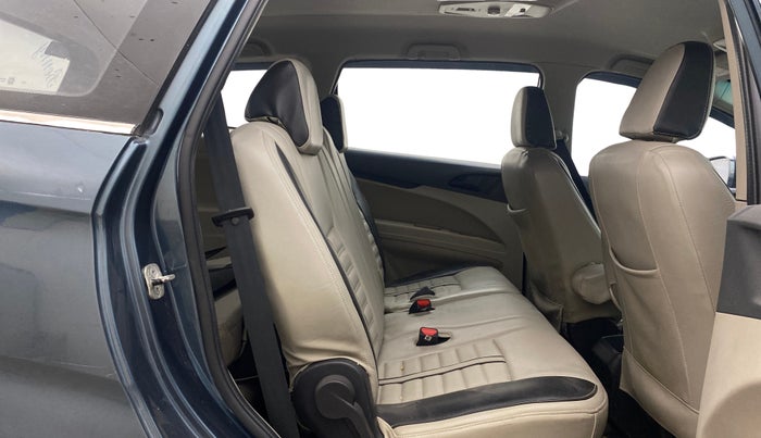 2019 Mahindra MARAZZO M2 8 STR, Diesel, Manual, 1,15,714 km, Right Side Rear Door Cabin