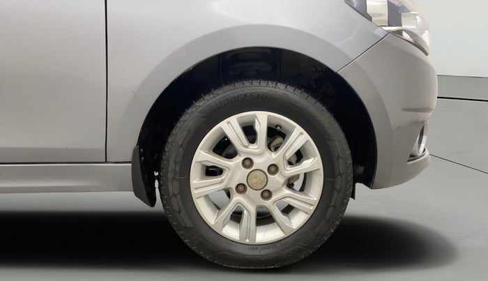 2018 Tata Tiago XZA PETROL, CNG, Automatic, 36,938 km, Right Front Wheel