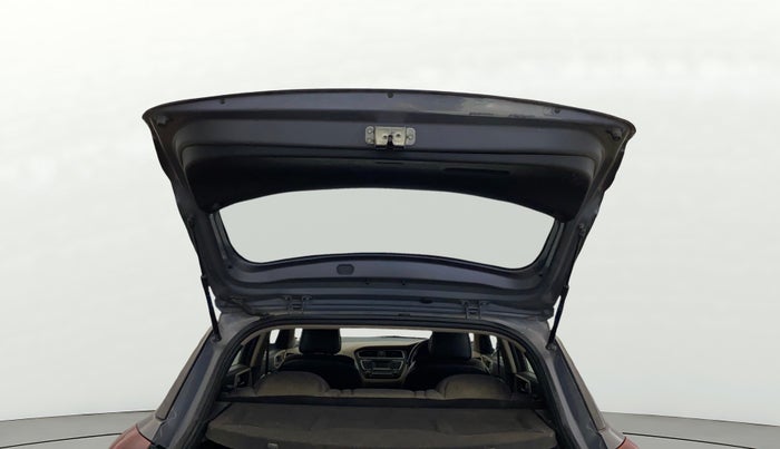 2018 Hyundai Elite i20 SPORTZ 1.2, Petrol, Manual, 42,928 km, Boot Door Open