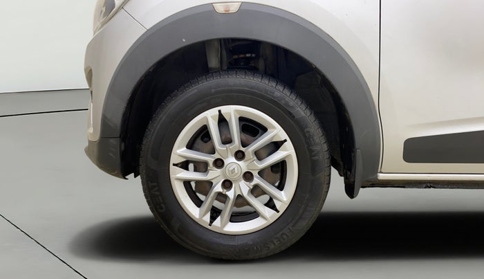 2020 Renault TRIBER RXL MT, Petrol, Manual, 9,069 km, Left Front Wheel