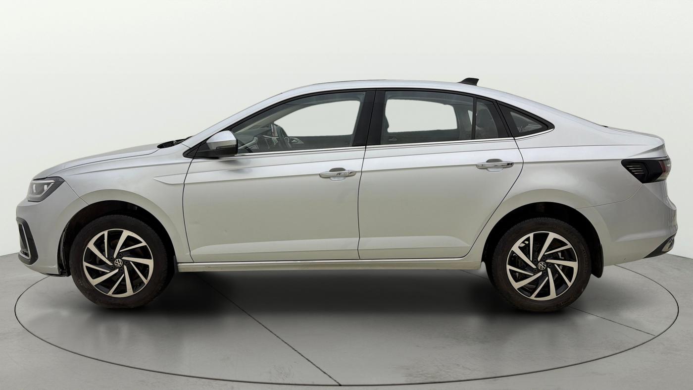 2022 Volkswagen VIRTUS TOPLINE TSI 1.0 MT, Petrol, Manual, 30,440 km, Left Side