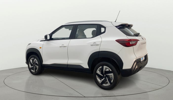 2022 Nissan MAGNITE XE, Petrol, Manual, 10,558 km, Left Back Diagonal