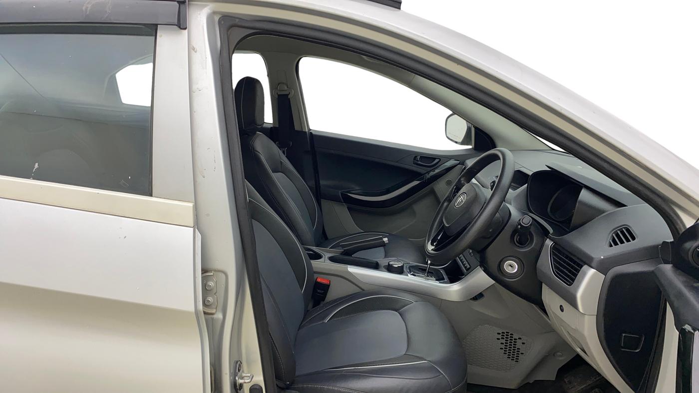 2019 Tata NEXON XMA PETROL, Petrol, Automatic, 43,438 km, Right Side Front Door Cabin