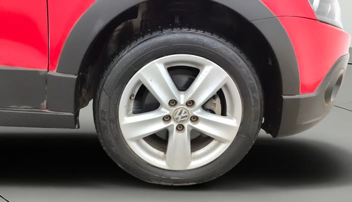 2013 Volkswagen Cross Polo HIGHLINE TDI, Diesel, Manual, 26,692 km, Right Front Wheel