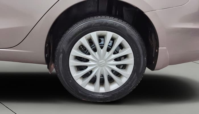 2017 Maruti Ciaz VXI+, Petrol, Manual, 42,275 km, Left Rear Wheel