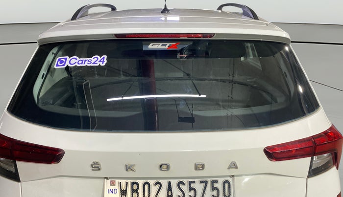 2022 Skoda KUSHAQ ACTIVE 1.0L TSI MT, Petrol, Manual, 28,643 km, Rear Windshield