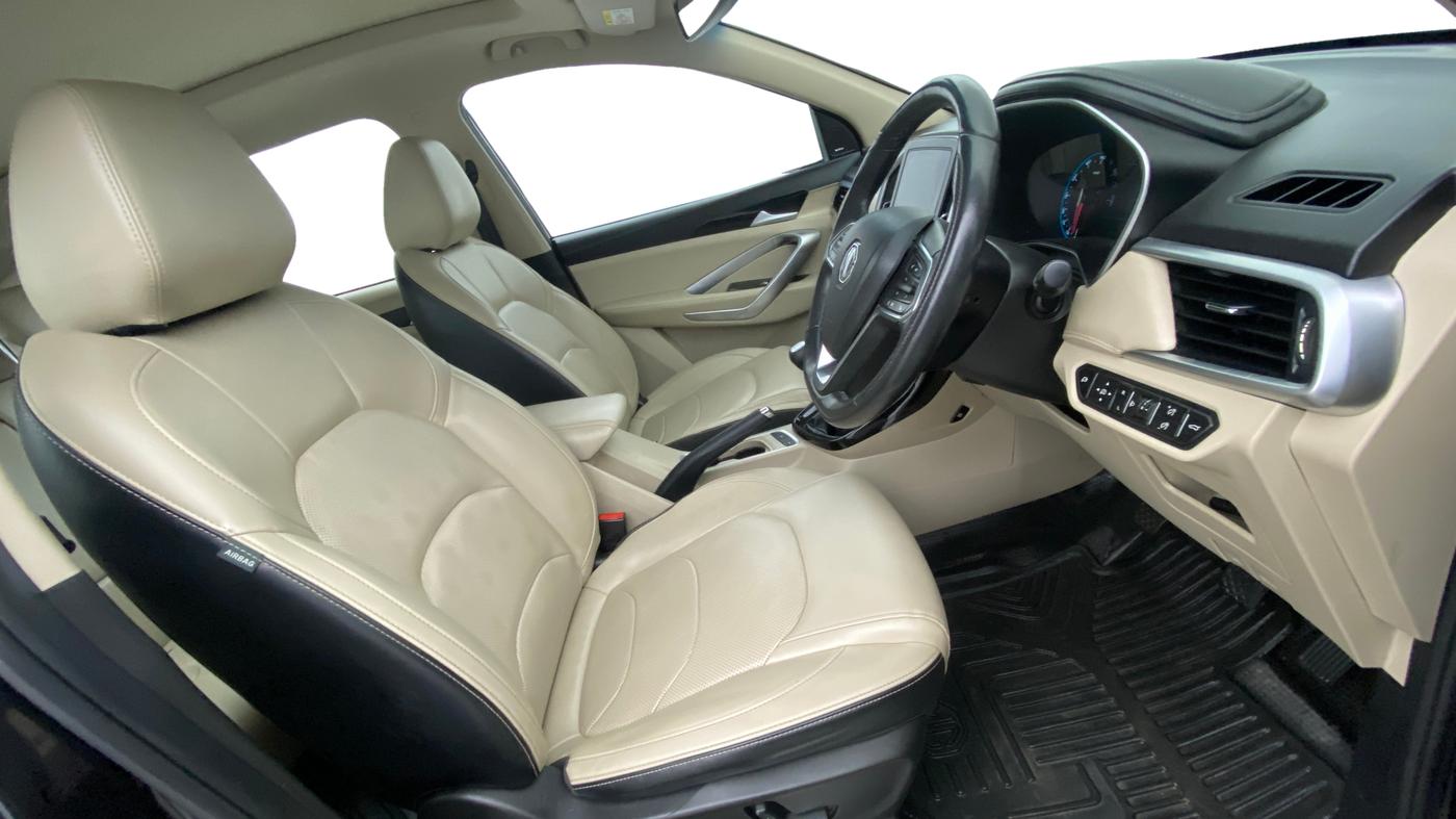 2021 MG HECTOR SHARP 2.0 DIESEL, Diesel, Manual, 85,124 km, Right Side Front Door Cabin