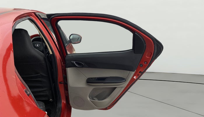 2017 Tata Tiago XT PETROL, Petrol, Manual, 60,025 km, RHS Rear Door