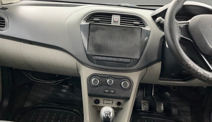 2018 Tata Tiago XM PETROL, CNG, Manual, 73,667 km, Air Conditioner