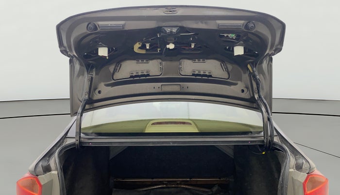 2015 Honda City 1.5L I-VTEC V MT, Petrol, Manual, 68,996 km, Boot Door Open