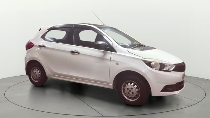 2016 Tata Tiago XM PETROL, Petrol, Manual, 71,021 km, Right Front Diagonal
