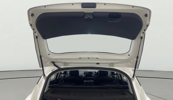 2020 Hyundai NEW I20 SPORTZ 1.2 MT, Petrol, Manual, 4,178 km, Boot Door Open