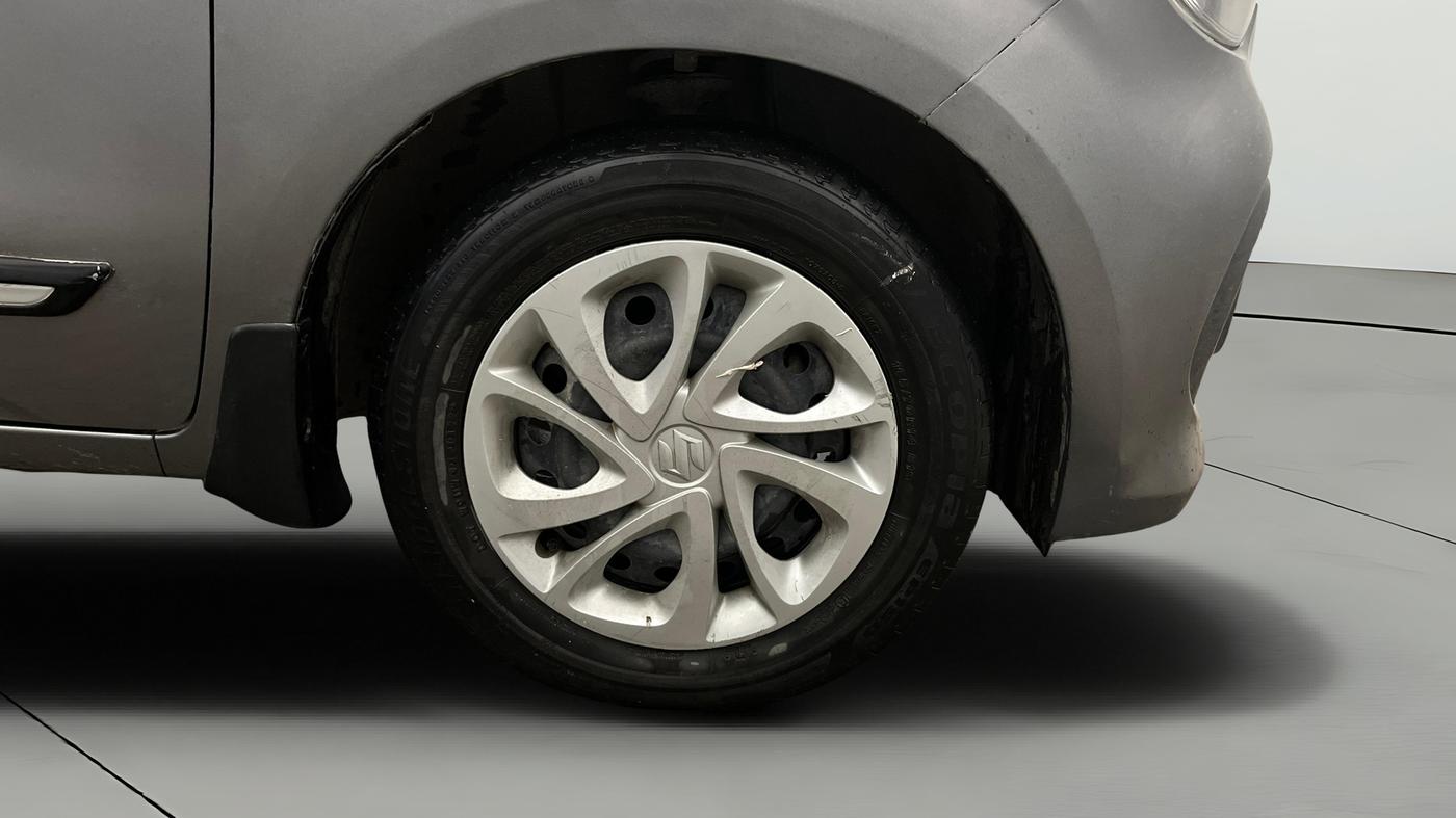 2022 Maruti Celerio VXI CNG, CNG, Manual, 55,286 km, Right Front Wheel