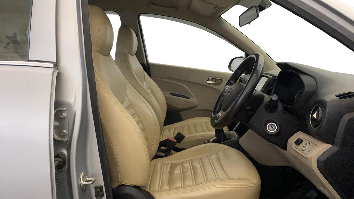 2019 Hyundai NEW SANTRO SPORTZ CNG, CNG, Manual, 78,715 km, Right Side Front Door Cabin